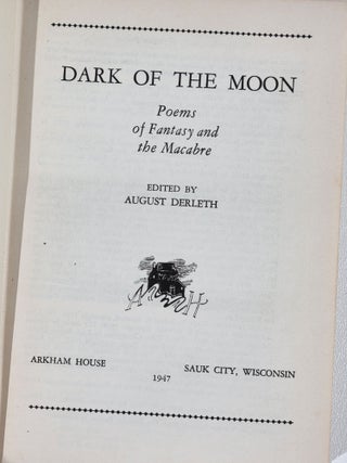 Dark of the Moon: Poems of Fantasy and the Macabre